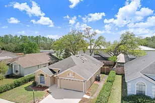 28912 Burke Mill Pl, Wesley Chapel, FL 33545 - Photo 31