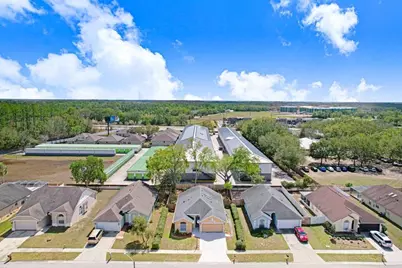 28912 Burke Mill Place, Wesley Chapel, FL 33545 - Photo 27