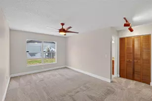 2043 Shadow Pine Dr, Brandon, FL 33511 - Photo 17