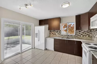 2043 Shadow Pine Drive, Brandon, FL 33511 - Photo 13