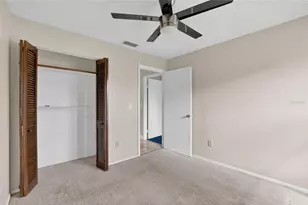 2043 Shadow Pine Dr, Brandon, FL 33511 - Photo 29
