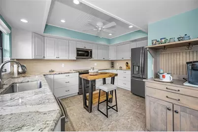 190 James Court, Oldsmar, FL 34677 - Photo 7