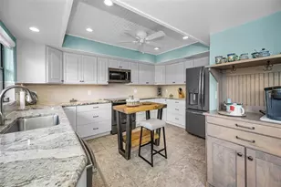 190 James Ct, Oldsmar, FL 34677 - Photo 7