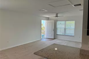 2651 1/2 Bayside Dr S, Saint Petersburg, FL 33705 - Photo 9