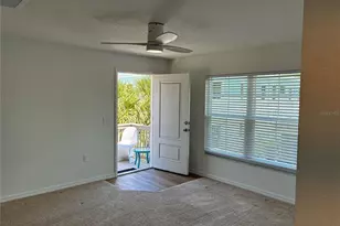 2651 1/2 Bayside Dr S, Saint Petersburg, FL 33705 - Photo 17