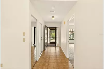 3934 Shoreside Circle, Tampa, FL 33624 - Photo 5