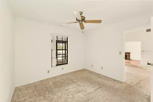 3934 Shoreside Cir, Tampa, FL 33624 - Photo 17