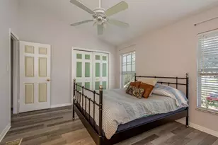 37236 Embassy Pk Ln, Dade City, FL 33525 - Photo 19