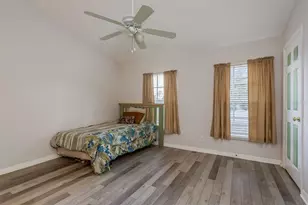 37236 Embassy Pk Ln, Dade City, FL 33525 - Photo 23