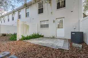 37236 Embassy Pk Ln, Dade City, FL 33525 - Photo 27