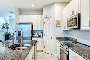 7124 Summer Holly Pl, Riverview, FL 33578 - Photo 13