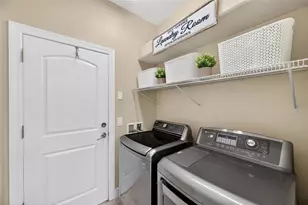 7710 Tuscany Woods Dr, Tampa, FL 33647 - Photo 13