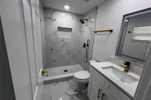 4210 Riverhills Dr, Tampa, FL 33617 - Photo 19