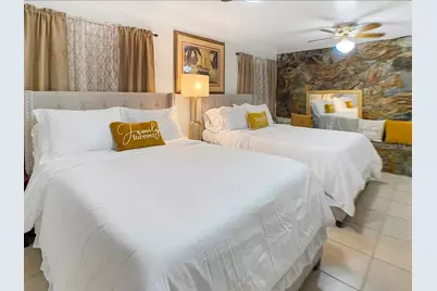 7907 W Hiawatha Street, Tampa, FL 33615 - Photo 23