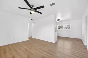 901 N Nancy Terrace, Plant City, FL 33563 - Photo 9