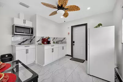 5407 Rosemont Avenue, Tampa, FL 33614 - Photo 7