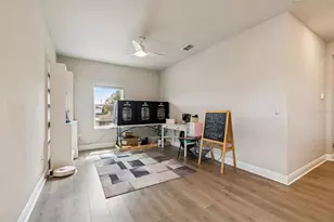 2407 W Carmen St, Tampa, FL 33609 - Photo 45