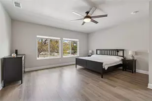 2407 W Carmen St, Tampa, FL 33609 - Photo 37