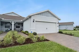 2732 Cherry Blossom Loop, Saint Cloud, FL 34771 - Photo 3
