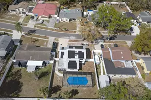 7608 Palmbrook Dr, Tampa, FL 33615 - Photo 5