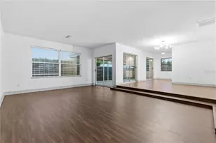 1001 Willowbranch Ave, Clearwater, FL 33764 - Photo 15