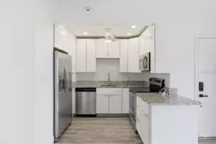 4398 Neptune Dr SE, Saint Petersburg, FL 33705 - Photo 19