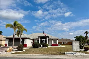 301 Caloosa Palms Ct, Sun City Center, FL 33573 - Photo 1