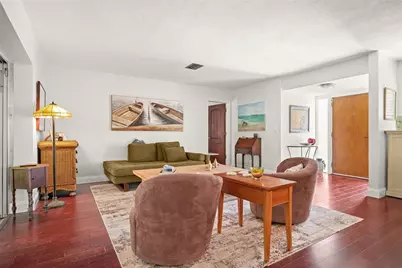 14197 Hetrick Circle N, Largo, FL 33774 - Photo 5