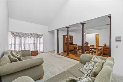 3330 Foxridge Circle, Tampa, FL 33618 - Photo 7