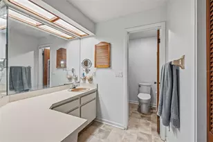 3330 Foxridge Cir, Tampa, FL 33618 - Photo 21