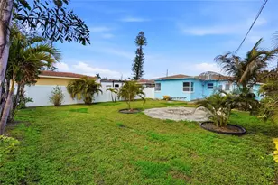15424 2nd St E, Madeira Beach, FL 33708 - Photo 21