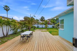 15424 2nd St E, Madeira Beach, FL 33708 - Photo 19