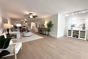 403 Boca Ciega Point Blvd N, Saint Petersburg, FL 33708 - Photo 23