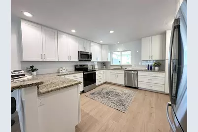 403 Boca Ciega Point Boulevard N, Saint Petersburg, FL 33708 - Photo 5
