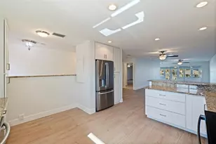 403 Boca Ciega Point Blvd N, Saint Petersburg, FL 33708 - Photo 29