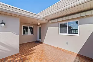 403 Boca Ciega Point Blvd N, Saint Petersburg, FL 33708 - Photo 25