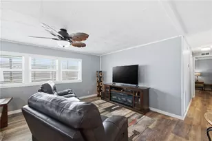 84 Jacaranda Dr, Safety Harbor, FL 34695 - Photo 17