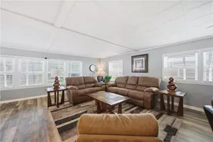 84 Jacaranda Dr, Safety Harbor, FL 34695 - Photo 11