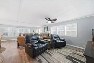 84 Jacaranda Dr, Safety Harbor, FL 34695 - Photo 15