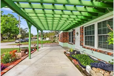 713 W 116th Avenue, Tampa, FL 33612 - Photo 3