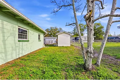 713 W 116th Avenue, Tampa, FL 33612 - Photo 17
