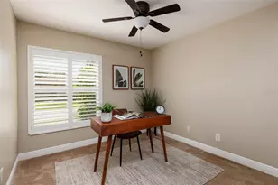 535 St Tropez Cir NE, Saint Petersburg, FL 33703 - Photo 23