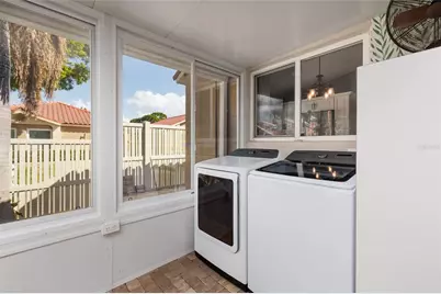 535 St Tropez Circle NE, Saint Petersburg, FL 33703 - Photo 17