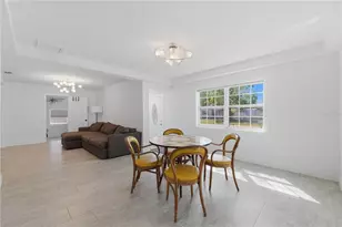 733 61st Ave NE, Saint Petersburg, FL 33703 - Photo 11