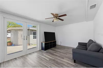 733 61st Avenue NE, Saint Petersburg, FL 33703 - Photo 19