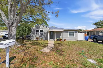 733 61st Avenue NE, Saint Petersburg, FL 33703 - Photo 7