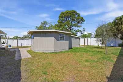 733 61st Avenue NE, Saint Petersburg, FL 33703 - Photo 49