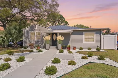 733 61st Avenue NE, Saint Petersburg, FL 33703 - Photo 5