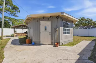 733 61st Ave NE, Saint Petersburg, FL 33703 - Photo 51