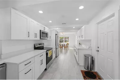 733 61st Avenue NE, Saint Petersburg, FL 33703 - Photo 15